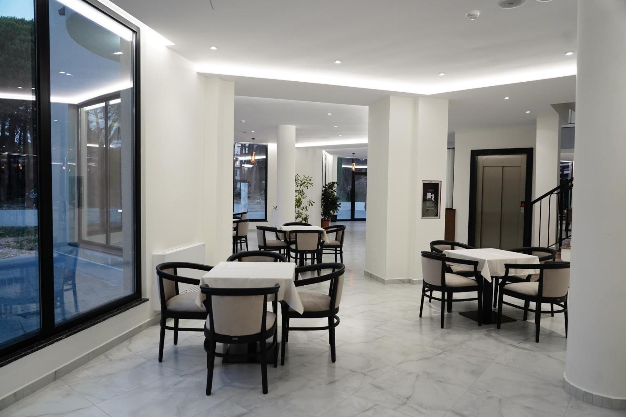 The Honeycomb Boutique 5* Golem (Tirana)