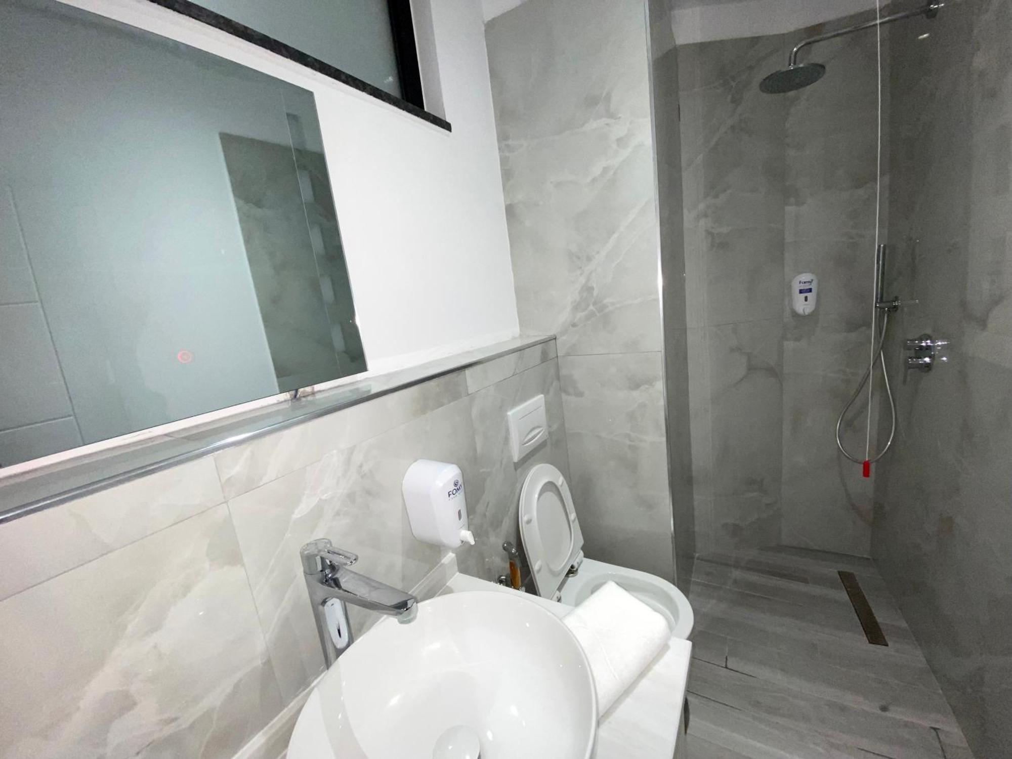 The Honeycomb Boutique 5* Golem (Tirana)